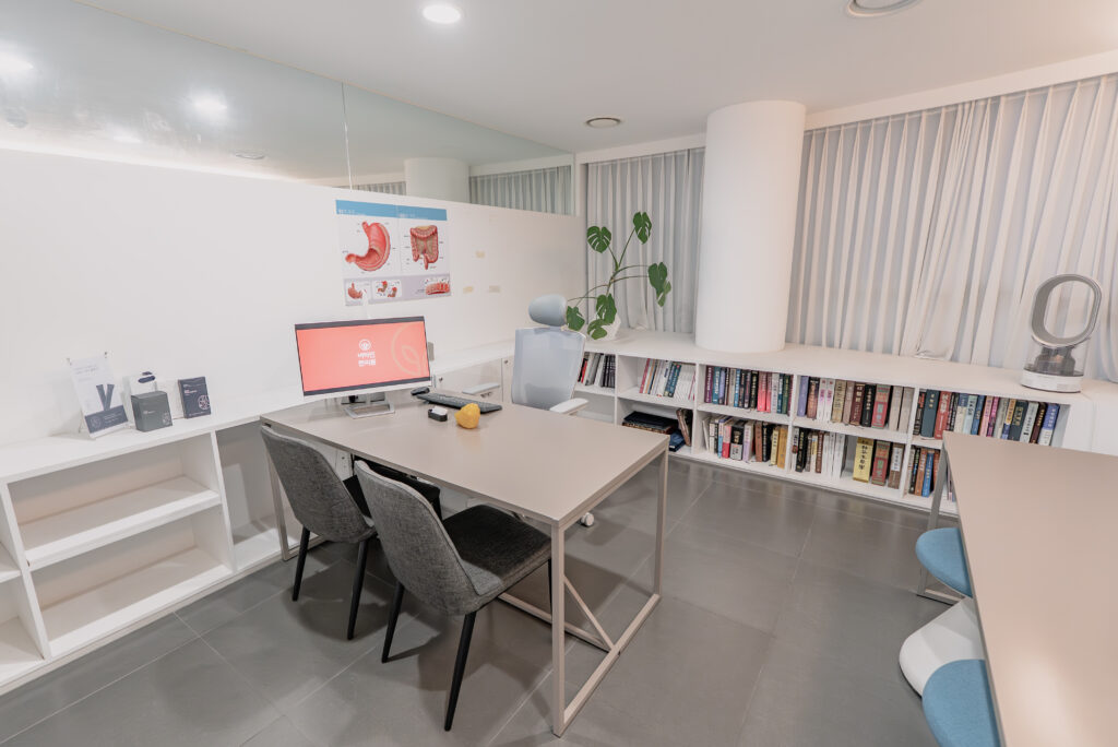 강남역 비타민한의원 진료실